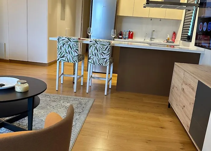 Apartamento Lux Hub Spot-νear European Uni Engomi Nicosia