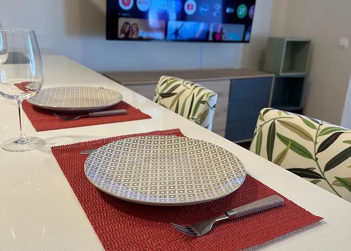 Apartamento Lux Hub Spot-νear European Uni Engomi *