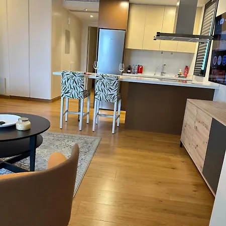 Lägenhet Lux Hub Spot-νear European Uni Engomi Nicosia