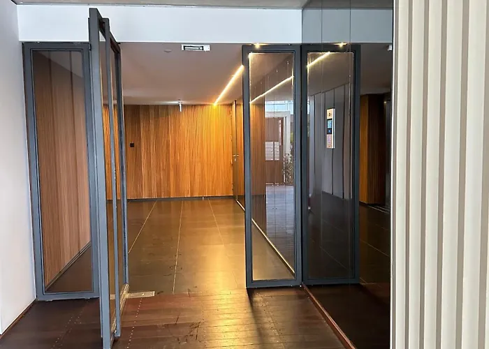 Lux Hub Spot-νear European Uni Engomi 尼科西亚